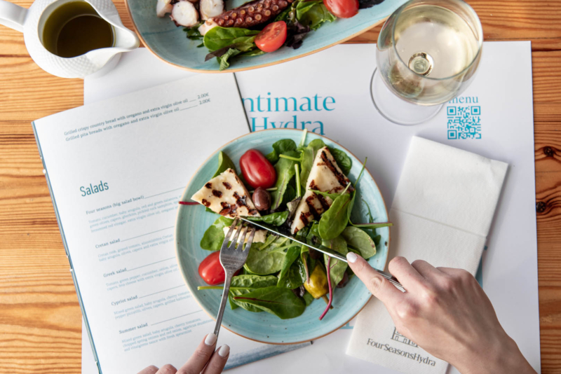 FOUR SEASONS HYDRA RESTAURANT